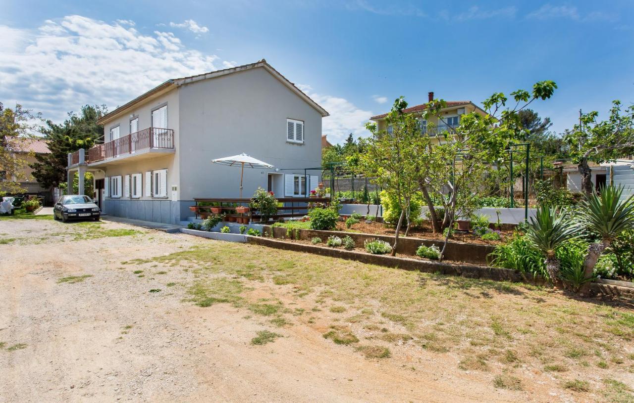 Appartment Rezika Šilo Εξωτερικό φωτογραφία