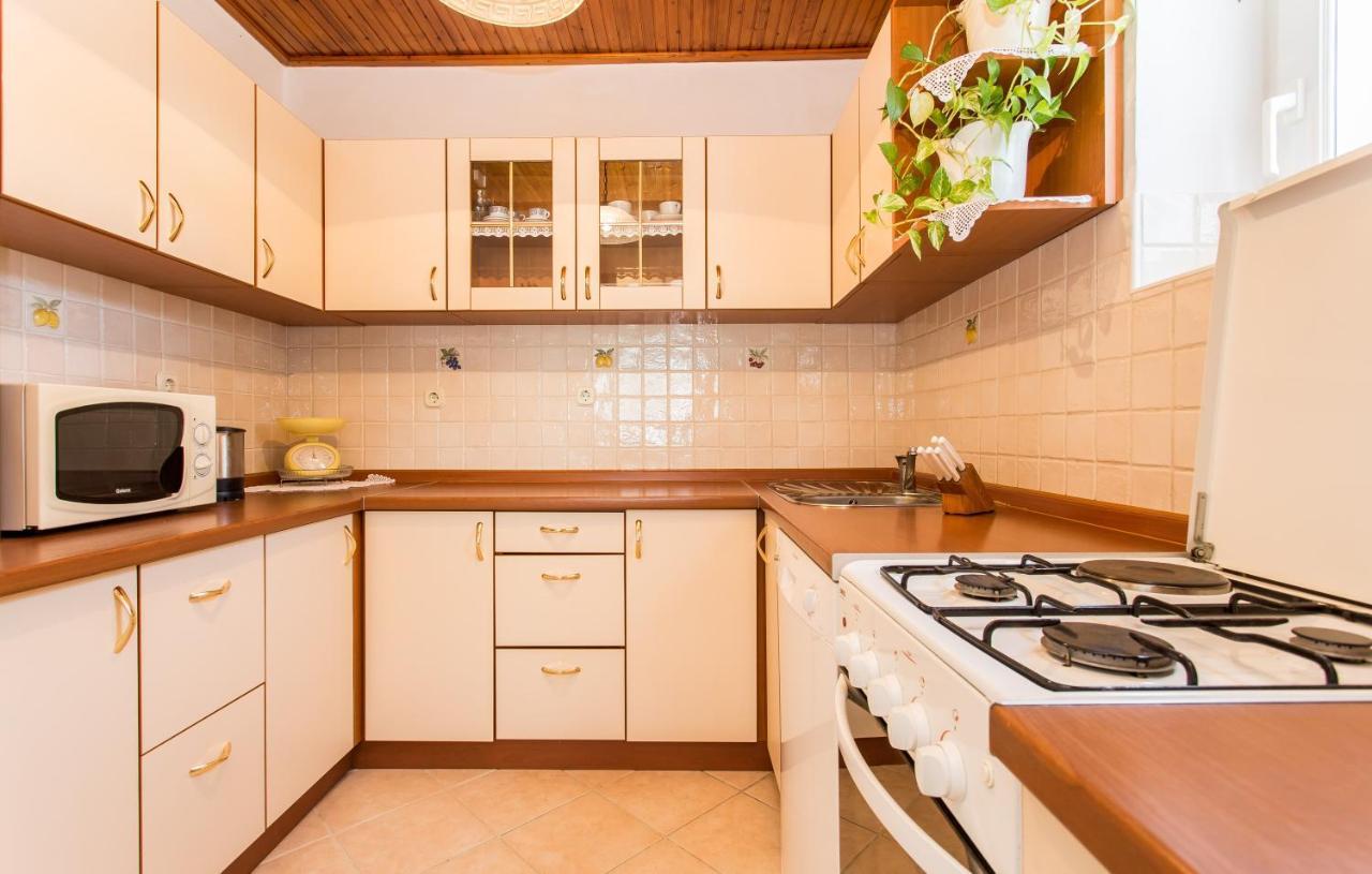 Appartment Rezika Šilo Εξωτερικό φωτογραφία